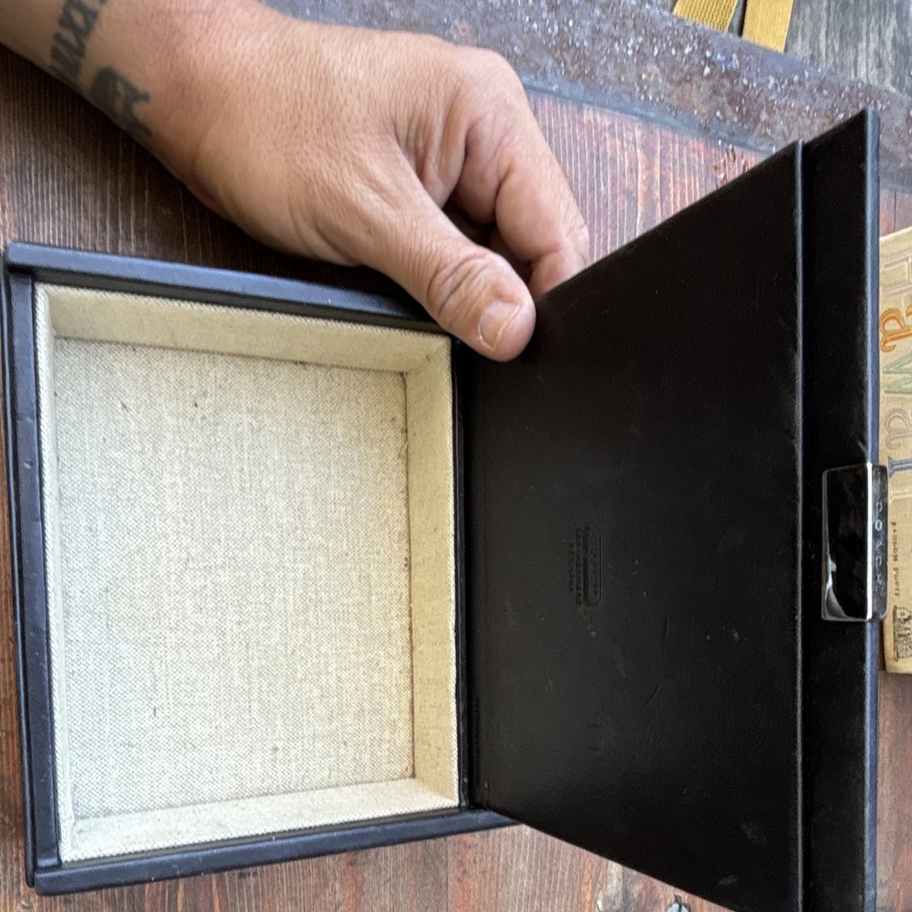Vintage COACH Black Leather Valet Stash Box Desk Dresser Catch All Trinket Case - Picture 3 of 8